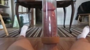 Vacuum on Penis makes me Cum