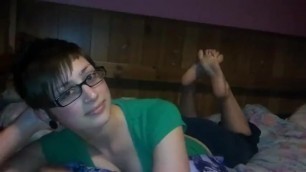 Teen Ashley's Feet 3 : the Pose