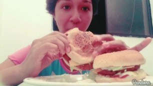Twitch streamer first Mukbang video: hamburgers edition food porn