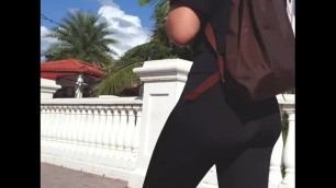 Candid voyeur teen ass in leggings shopping