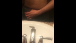 Teen flashes dick