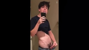 Canadian teen plays on snapchat